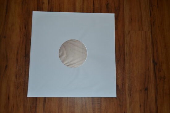 PAPĪRA VĀCIŅI (konverti) 12" iekšējie balti ar caurumu vidū ar oderi ( 90 gr papīrs )