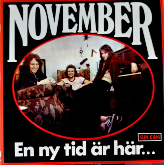 November  – En Ny Tid Är Här...